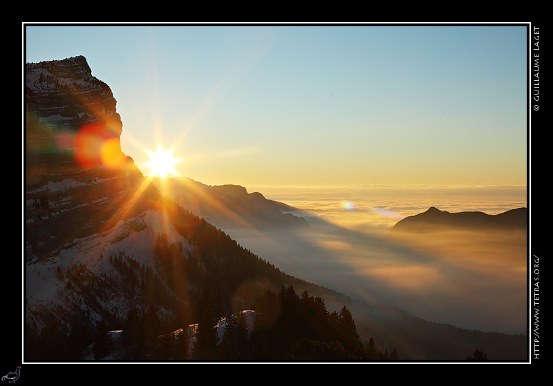 Chartreuse : Le soleil se couche sur la valle, derrire le sommet du Pinet 
