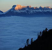 Chartreuse : Le Balcon Est de Chartreuse depuis Belledonne