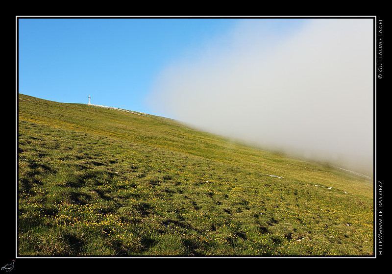 Chartreuse : Nuages sur le sommet de la Dent de Crolles