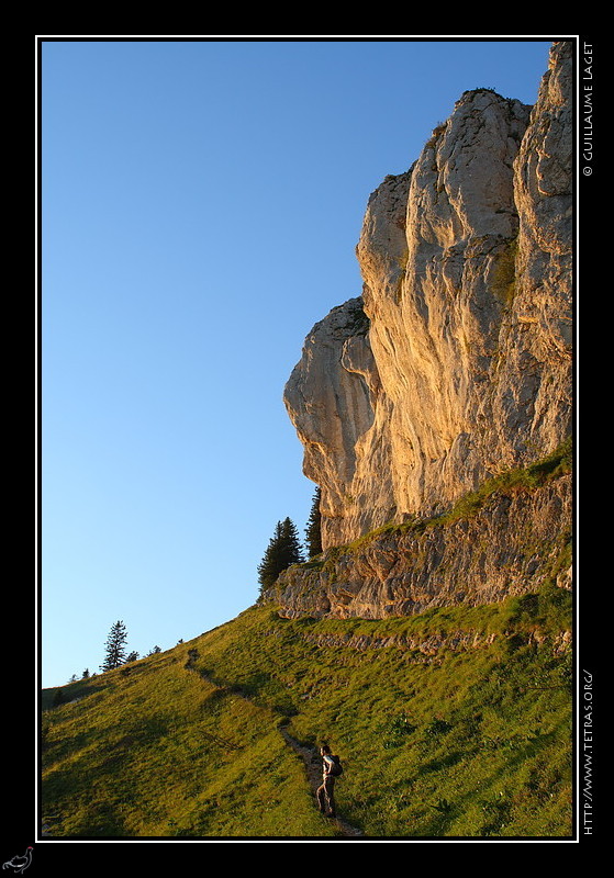 Chartreuse : Coucher de soleil sur les falaises du large sangle du Charmant Som