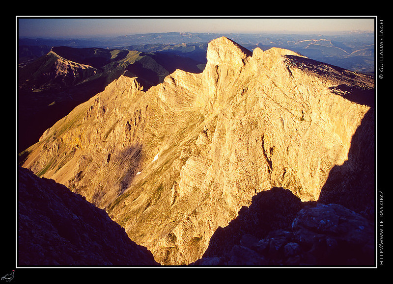 Dvoluy : La Dent d'Aurouze, sur la crte du pic de Bure