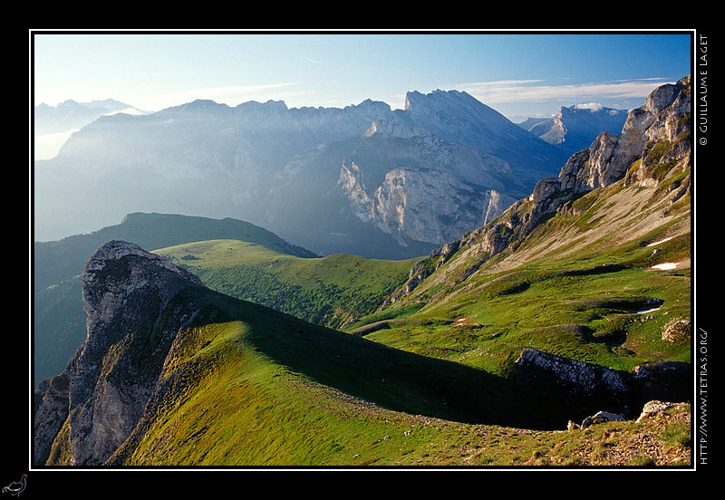 Dvoluy : La crte de la Laisse, sous l'Obiou et face  la montagne de Faraud