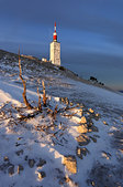 Ventoux : Lever de soleil sur le sommet du Mont Ventoux