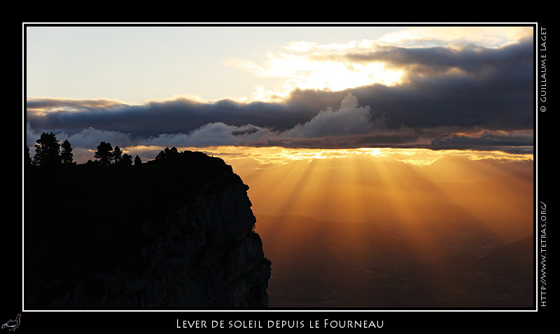 Rcits de randonnes : Lever de soleil contrari depuis le haut du couloir du Fourneau