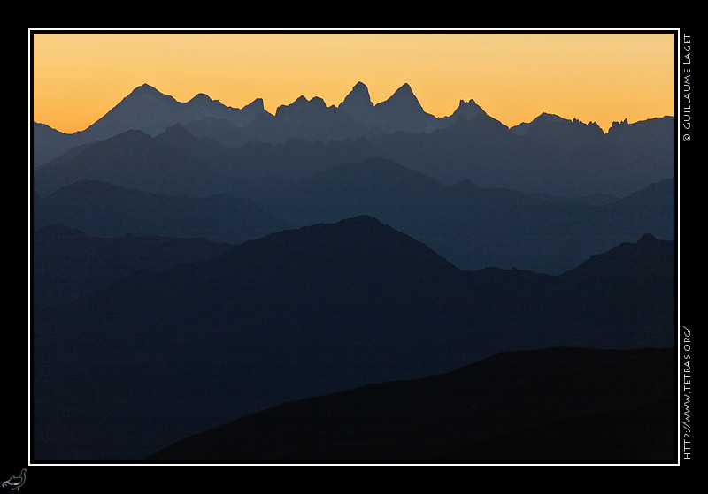 Rcits de randonnes : Le crpuscule derrire les Aiguilles d'Arves, vues depuis le col de Malrif