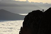 Vercors : Sur l'une des aiguilles des Sultanes, devant les cretes des Ecrins