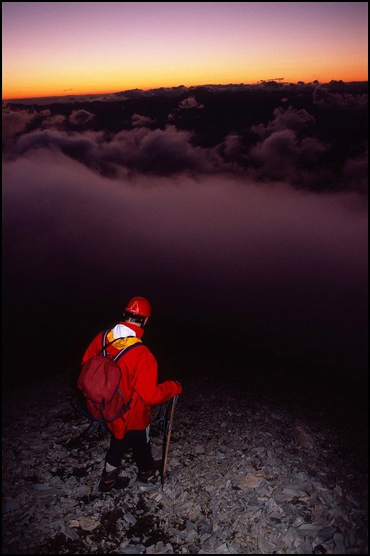 Rcits de randonnes : Et voil, il fait nuit...restent encore deux bonnes heures de descente avant de retrouver la voiture.
 
