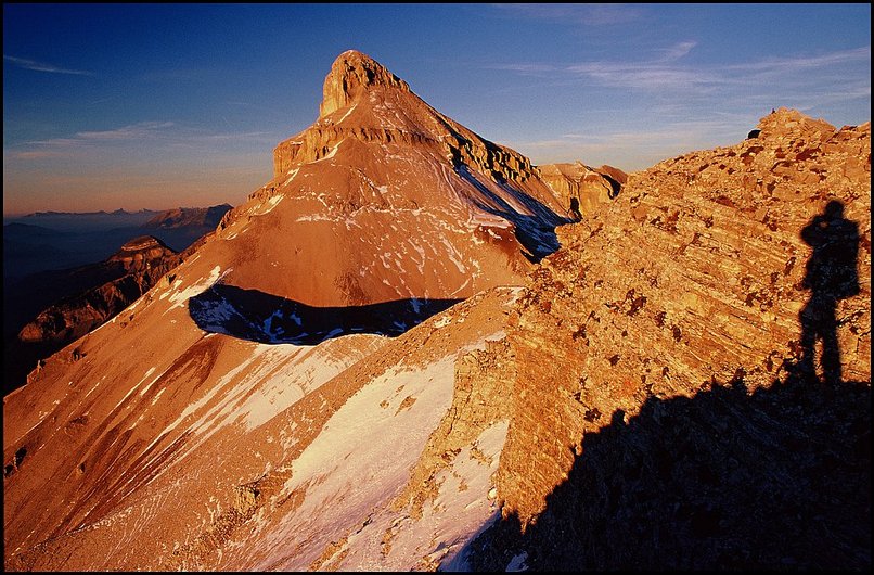 Rcits de randonnes : Troisime tentative en montant depuis la Jarjatte fin novembre 2004. Les quelques traces de neige ne sont pas esthtiques...
 
