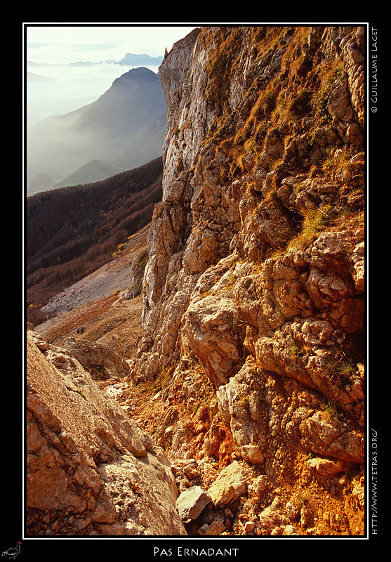 Rcits de randonnes : Peu aprs le dpart, le couloir du pas Ernadant. 
