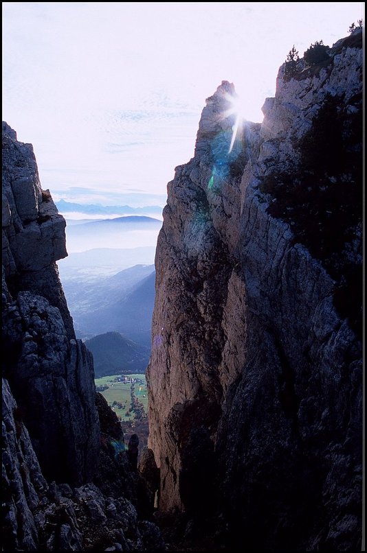 Rcits de randonnes : Le deuxime couloir, entre la tour 2 et la tour 3. 
