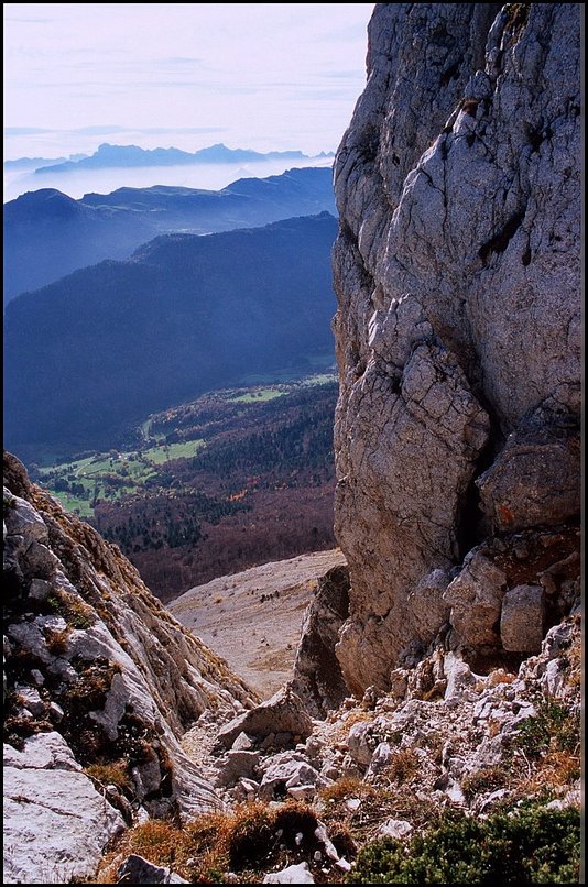 Rcits de randonnes : Le troisime couloir, entre la tour 3 et la tour 4. 
