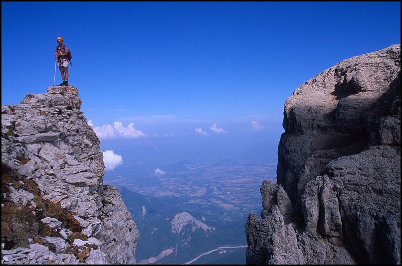 Rcits de randonnes : Un grand couloir raide entre Grand et Petit Ferrand. 
