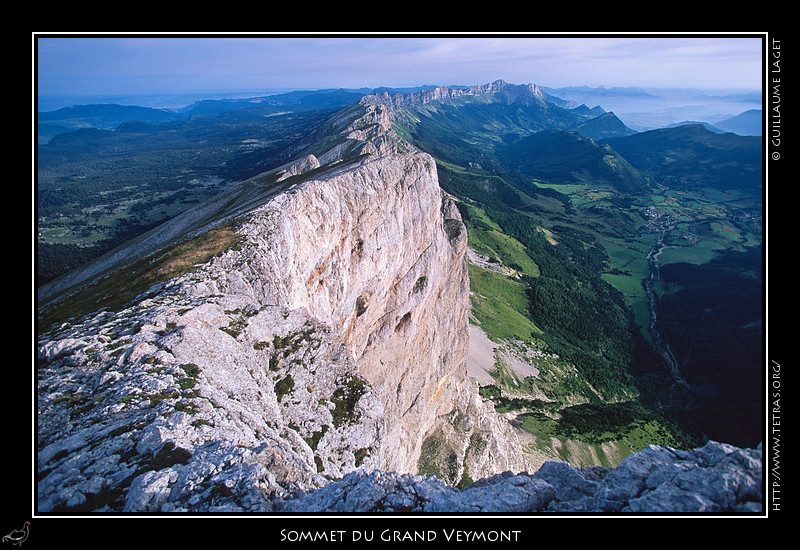 Rcits de randonnes : Au sommet du Grand Veymont, vue vers le Balcon Est