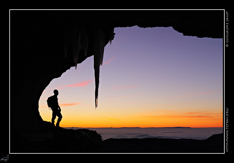 Photo :  La Balme  Colon (ou Balme  Collomb ? On trouve les deux orthographes..) en Chartreuse est depuis quelques annes clbres pour contenir un immense gisements d'ossements d'ours des cavernes...Mais c'est aussi, 