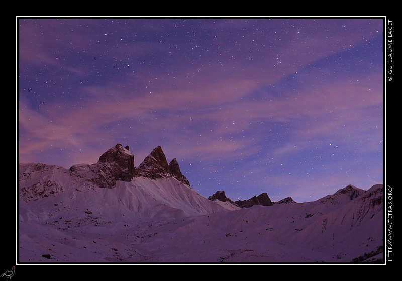 Photo : Dbut de nuit sur les aiguilles d'Arves, en Maurienne. 
