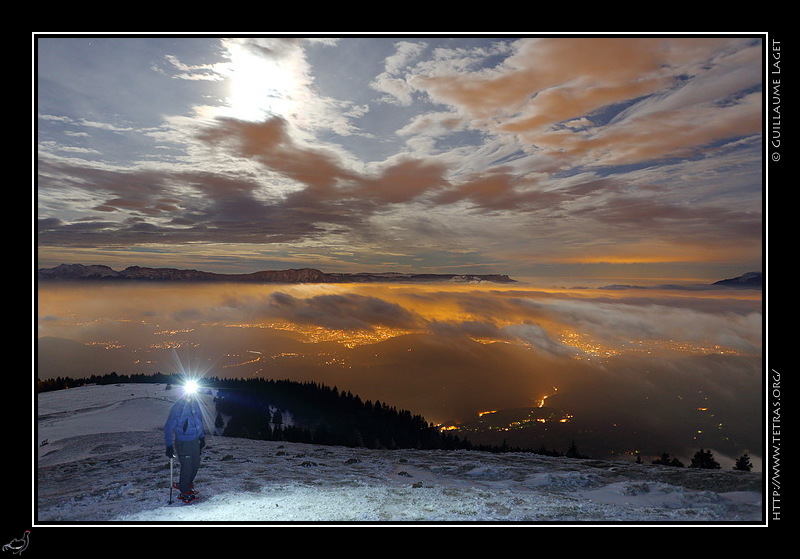 Photo : Depuis Chamrousse, nuages  diverses altitudes au dessus de Grenoble 
