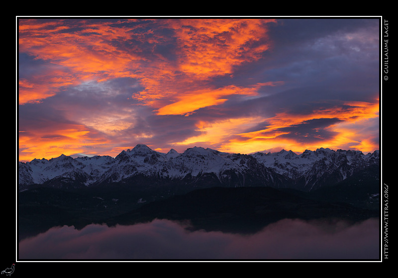 Photo : Ciel charg au lever de soleil sur Belledonne 
