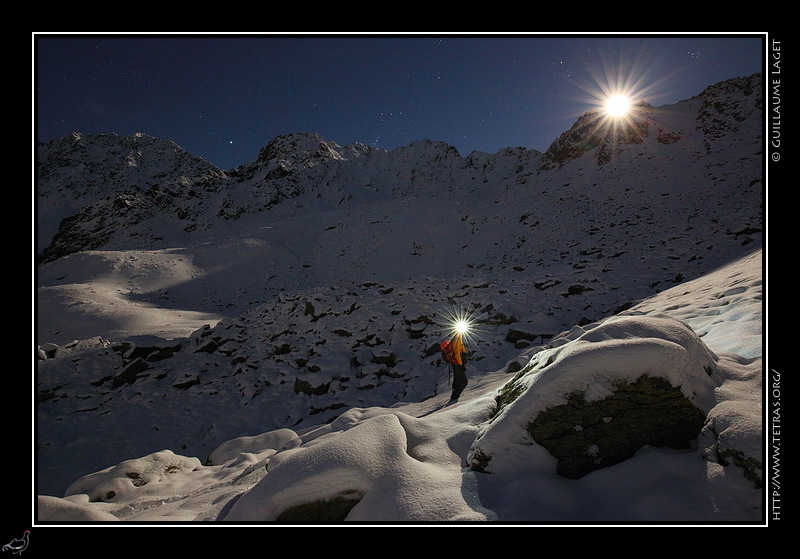 Photo : Sous la lune dans le vallon du Merlet, Belledonne 
