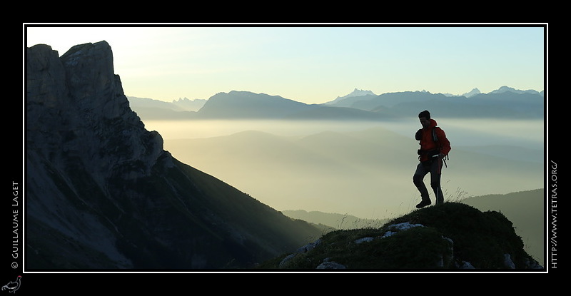 Photo : Lever de soleil au dessus des brumes, Vercors Oriental 
