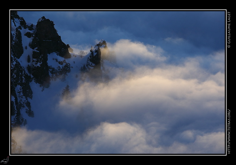 Photo : Brumes sous la Botte de Chamrousse 
