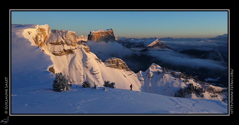 Photo : Sous la Tte Chevalire, vue sur le Mont Aiguille 
