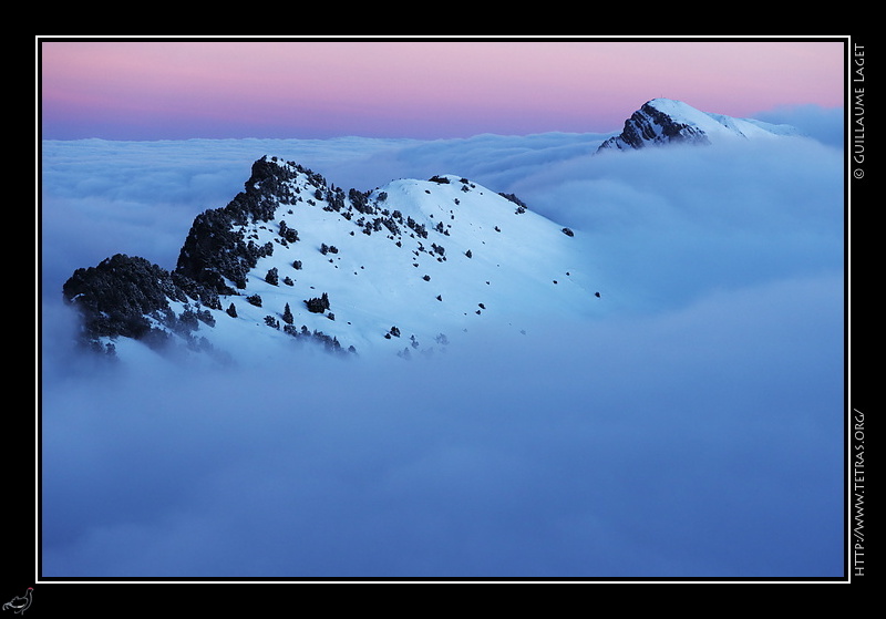 Photo : Rocher de Lorzier et Grande Sure, Chartreuse 
