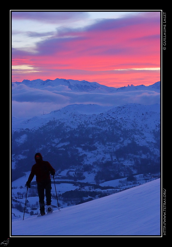 Photo : Aiguilles d'Arves, au loin 
