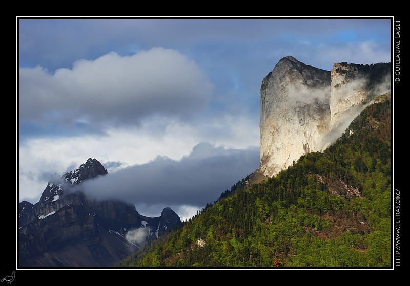 Photo : Retour du soleil sur les Aiguilles de Lus 
