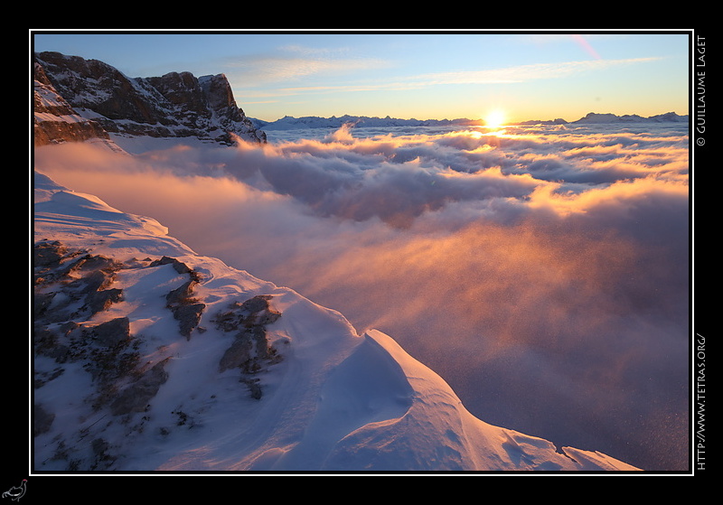 Photo : Crtes du Vercors et mer de nuages 
