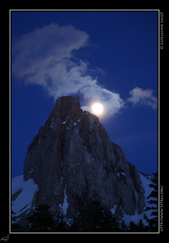 Photo : La lune et le Haut-Bouffet 
